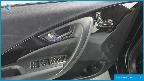 HYUNDAI GRANDEUR HG240 LUXURY