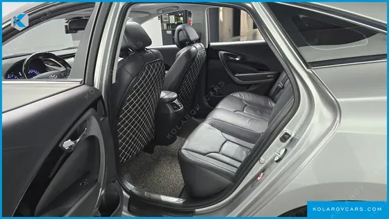 HYUNDAI GRANDEUR HG300 PRIME