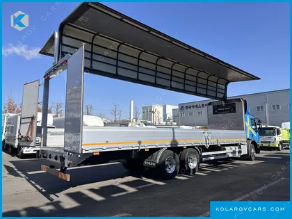 VOLVO CARGO TRUCK 6X4