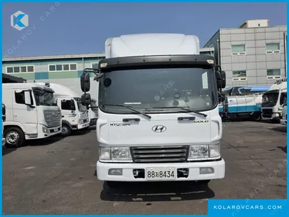 HYUNDAI MEGA TRUCK GOLD