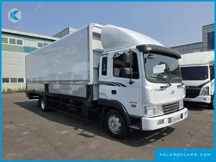 HYUNDAI MEGA TRUCK GOLD