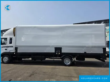 HYUNDAI MEGA TRUCK GOLD