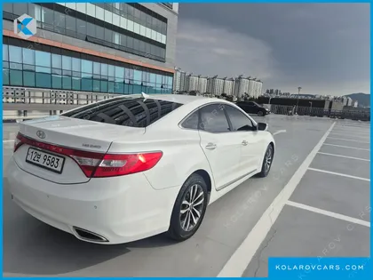 HYUNDAI GRANDEUR HG240 LUXURY