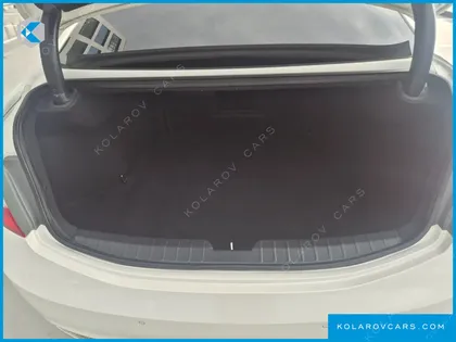 HYUNDAI GRANDEUR HG240 LUXURY