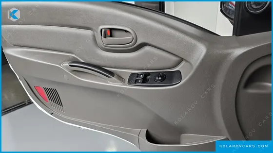 HYUNDAI PORTER II SUPER CABIN LPG