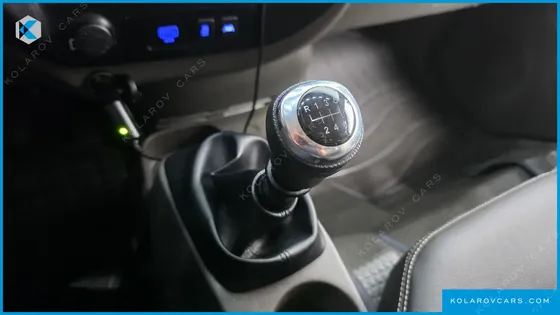 HYUNDAI PORTER II SUPER CABIN LPG