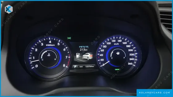 HYUNDAI GRANDEUR HG240 MODERN