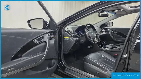 HYUNDAI GRANDEUR HG240 MODERN