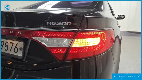 HYUNDAI GRANDEUR HG240 MODERN