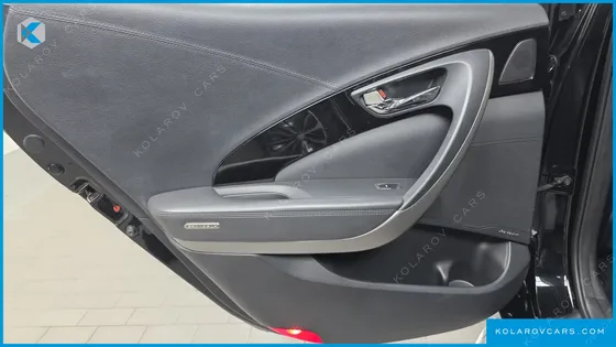 HYUNDAI GRANDEUR HG240 MODERN
