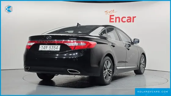HYUNDAI GRANDEUR HG240 MODERN