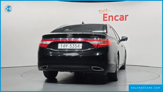 HYUNDAI GRANDEUR HG240 MODERN