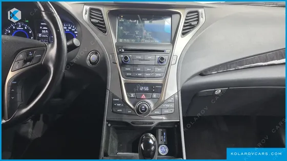 HYUNDAI GRANDEUR HG240 MODERN