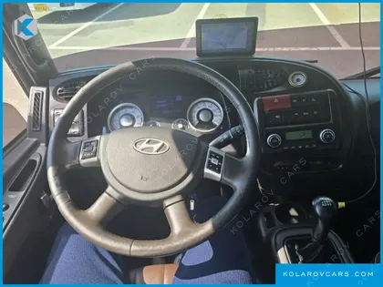 HYUNDAI MEGA TRUCK GOLD