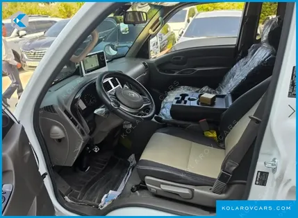HYUNDAI PORTER II SUPER CABIN LPG