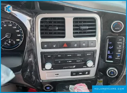 HYUNDAI PORTER II SUPER CABIN LPG