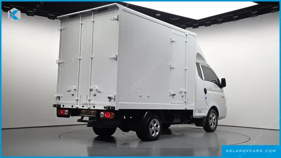 HYUNDAI PORTER II SUPER CABIN LPG