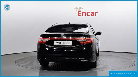 HYUNDAI GRANDEUR HG240 LUXURY