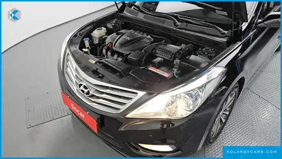 HYUNDAI GRANDEUR HG240 LUXURY