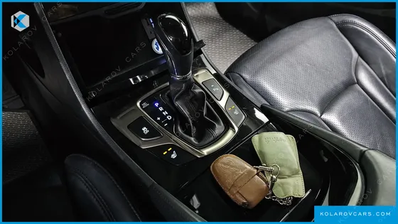 HYUNDAI GRANDEUR HG240 LUXURY