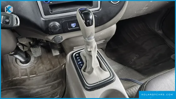 HYUNDAI PORTER II STANDARD CAP CRDI