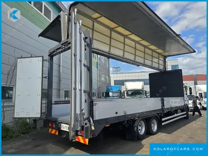 HYUNDAI MEGA TRUCK GOLD