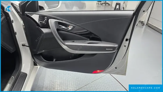 HYUNDAI GRANDEUR HG300 NOBLE