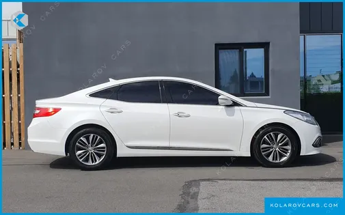 HYUNDAI GRANDEUR HG240 MODERN