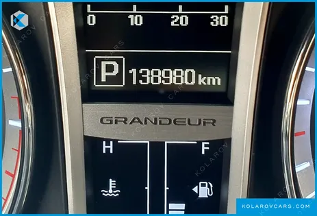 HYUNDAI GRANDEUR HG240 MODERN