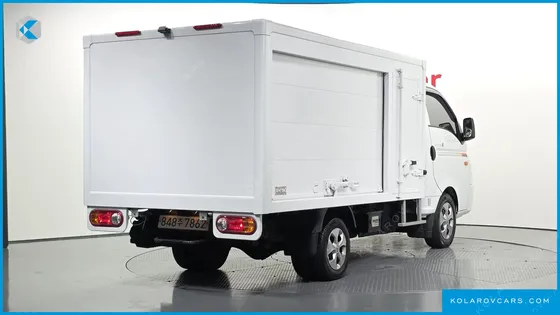 HYUNDAI PORTER II STANDARD CAP CRDI
