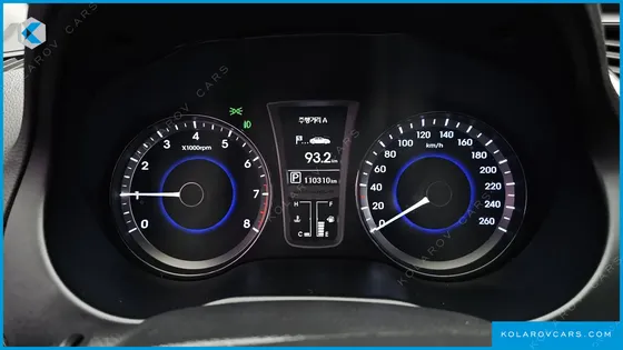 HYUNDAI GRANDEUR HG240 LUXURY