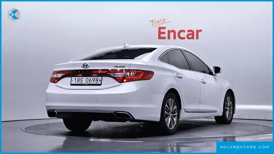 HYUNDAI GRANDEUR HG240 MODERN COLLECTION