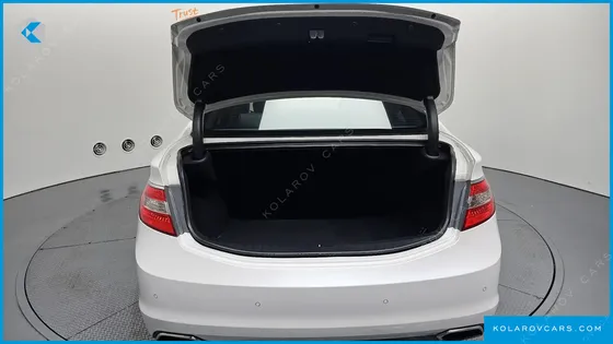 HYUNDAI GRANDEUR HG240 MODERN COLLECTION