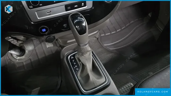 HYUNDAI PORTER II SUPER CABIN LPG