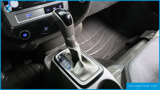 HYUNDAI PORTER II SUPER CABIN LPG