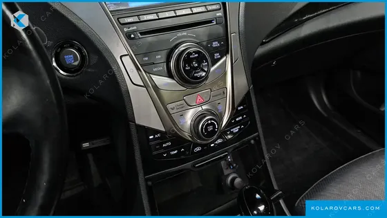 HYUNDAI GRANDEUR HG300 NOBLE