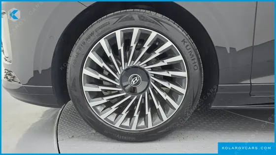 HYUNDAI GRANDEUR CALLIGRAPHY