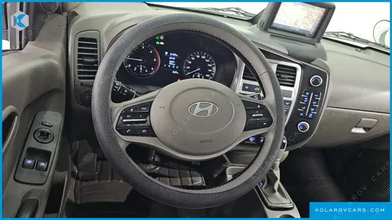 HYUNDAI PORTER II SUPER CABIN LPG