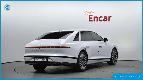 HYUNDAI GRANDEUR CALLIGRAPHY