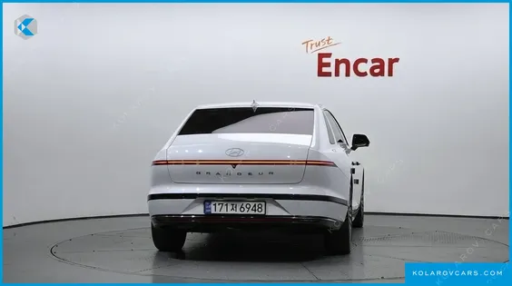 HYUNDAI GRANDEUR CALLIGRAPHY