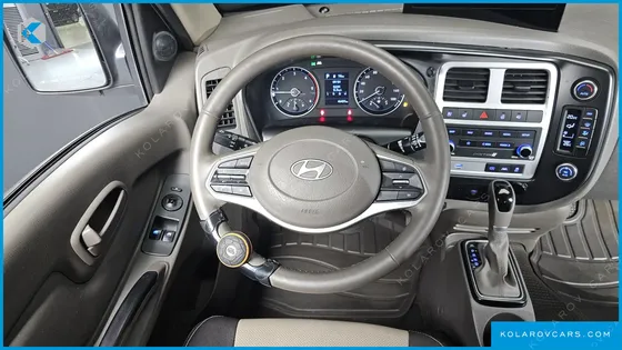 HYUNDAI PORTER II SUPER CABIN LPG
