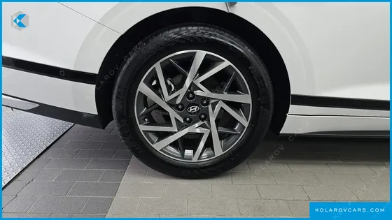 HYUNDAI GRANDEUR EXCLUSIVE
