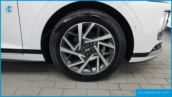 HYUNDAI GRANDEUR EXCLUSIVE