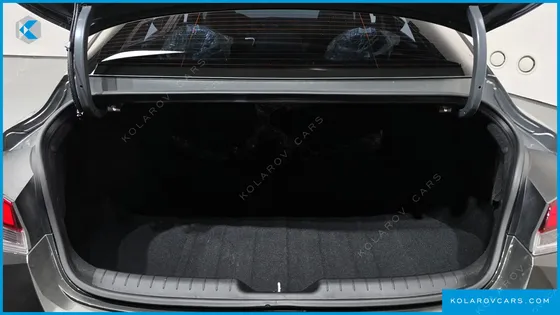 HYUNDAI ELANTRA (AVANTE) MODERN