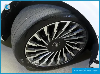 HYUNDAI GRANDEUR CALLIGRAPHY