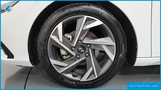 HYUNDAI ELANTRA (AVANTE) INSPIRATION