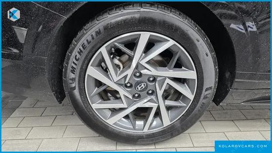 HYUNDAI GRANDEUR PREMIUM