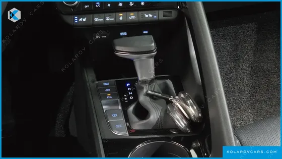 HYUNDAI ELANTRA (AVANTE) MODERN