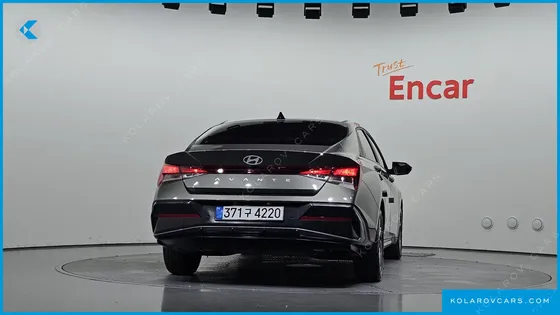 HYUNDAI ELANTRA (AVANTE) MODERN