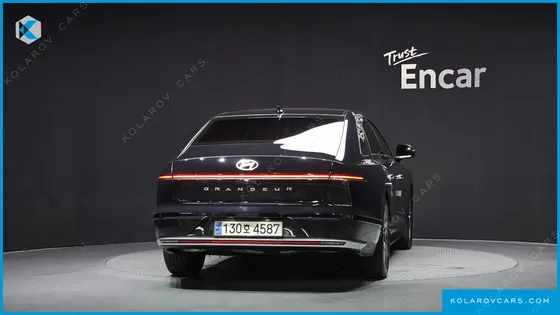 HYUNDAI GRANDEUR PREMIUM